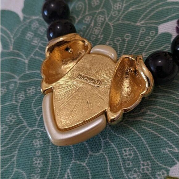 Napier Black & White Beaded Gold Tone Necklace Signed Vintage 24''‎ - Picture 5 of 5